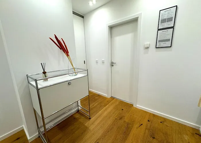 Apartment Ma - Urban Center - Private Parking 2-4p *